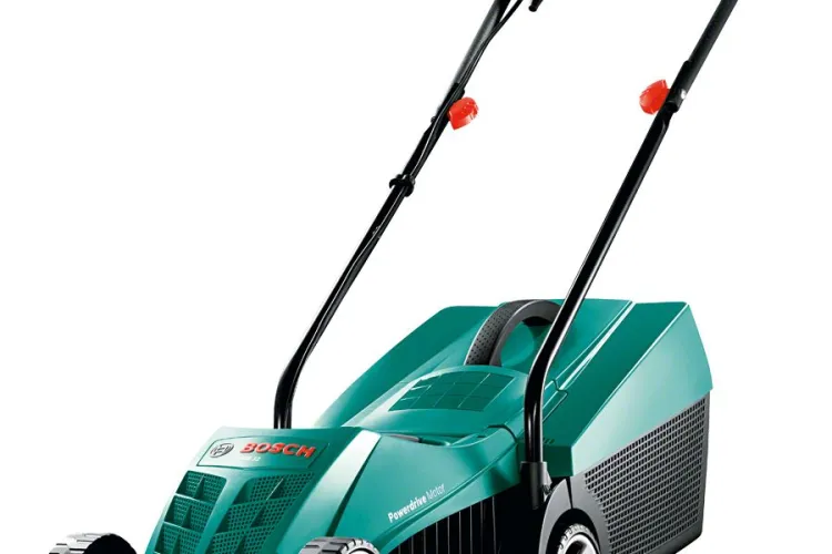 Mașina de tuns iarba a adus gazonul englezesc la îndemâna oricui