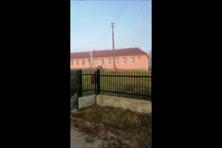 Incendiu la o școală din județul Cluj - VIDEO