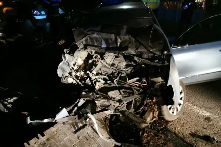 Accident grav la Topa Mică. BMW făcut praf - FOTO