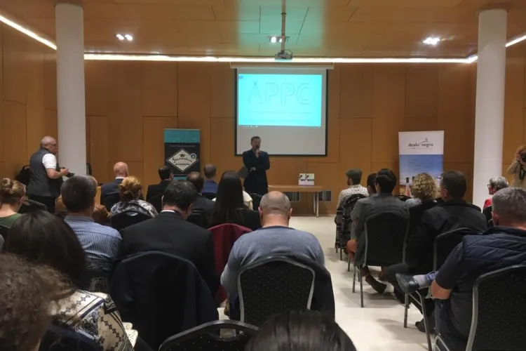 Presa din Cluj și-a lansat Anuarul 2019, care conține cele mai bune materiale scrise de jurnaliștii clujeni - FOTO