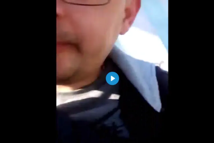 Cluj: Polițist de la Rutieră, cercetat de IPJ! E acuzat că a lovit un clujean care îl filma pentru că a parcat în stația de autobuz - VIDEO