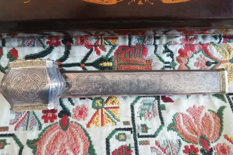 Artefacte din patrimoniul național, recuperate de polițiștii clujeni. Urmau să fie vândute pe internet FOTO