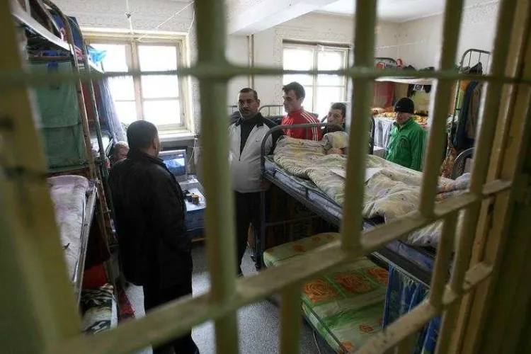 Senatul a adoptat tacit proiectul privind pedeapsa cu închisoare pe viață pentru omorul calificat