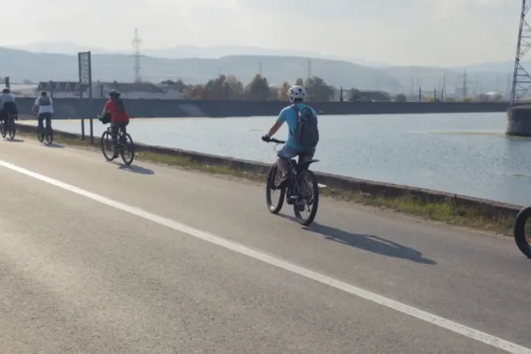 Premierul Ludovic Orban se angajează să realizeze o arteră pietonală și ciclistă între Florești și Cluj - VIDEO