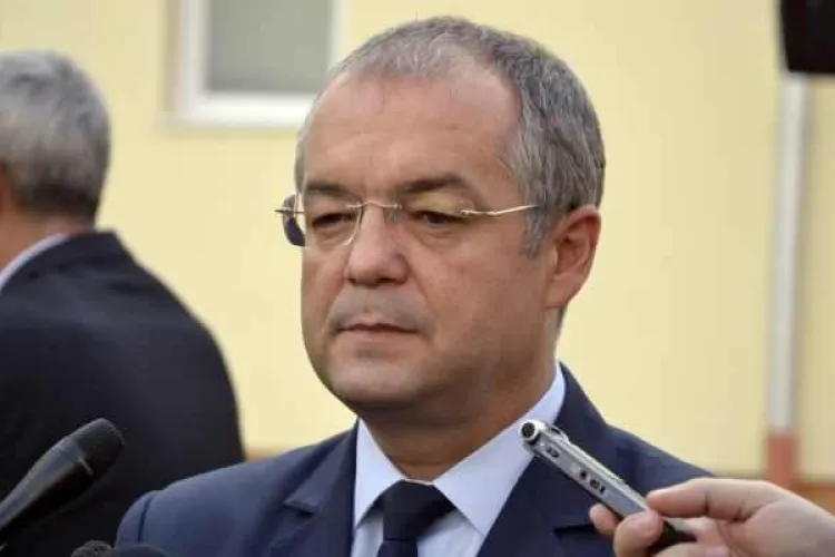 Boc: Dăncilă a reprezentat România în afara țării, dar mai bine stătea acasă. Nu știa în ce țară e