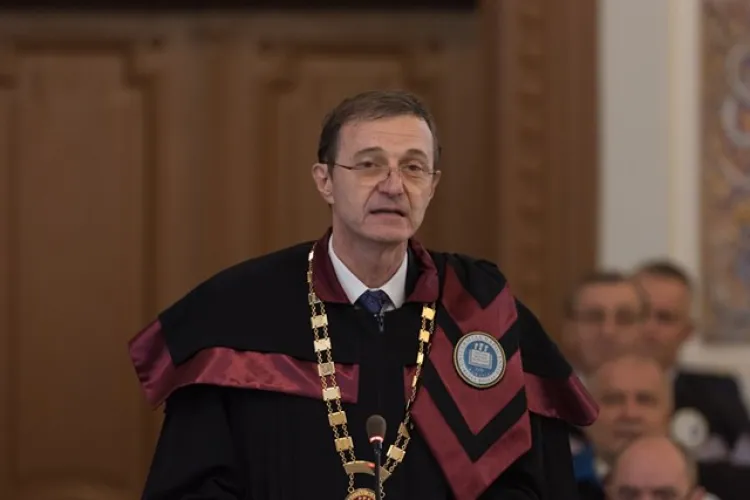 Rectorul UBB i-a dat replica Vioricăi Dăncilă: A ști o limbă străină e semn de mare bogăţie spirituală