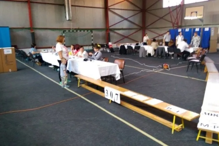 Alegeri PREZIDENȚIALE - primul tur în Apahida: Iohannis și-a întrecut categoric contracandidații