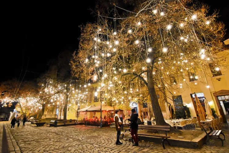 Festivalul Lights ON Romania aduce la Cluj instalații artistice de mari dimensiuni