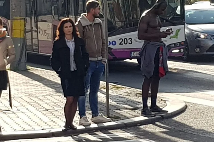 Dacă nu la Cluj, atunci unde? Adonis surprins prin centru - FOTO