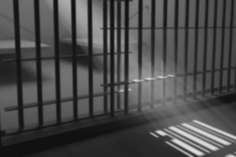 Bărbat condamnat pe viață, resuscitat după moarte clinică, cere să fie eliberat pentru că şi-a ispăşit pedeapsa