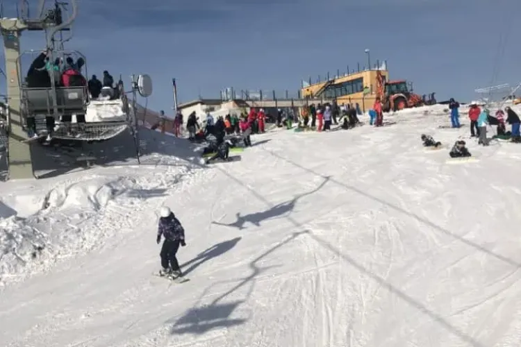 Accident grav pe pârtia Buscat! Este căutat autorul, care a fugit 