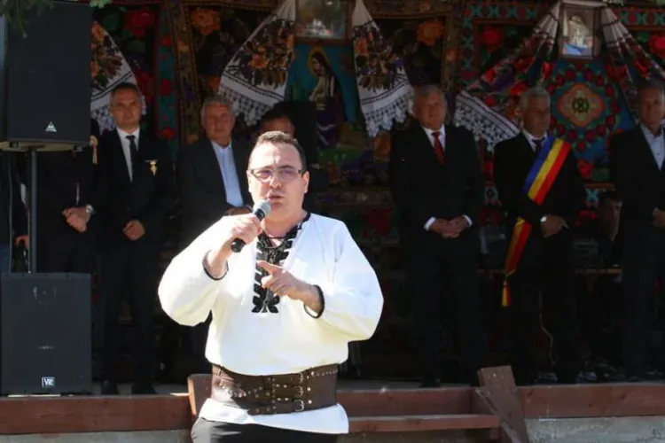 Horia Nasra: Să aveți parte de sărbători bogate în colinde, tradiții și momente de bucurie!
