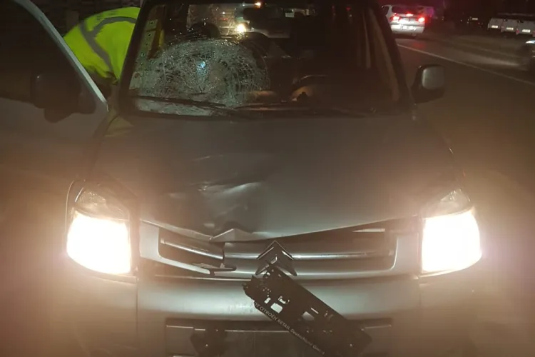 Tânără de 17 ani SPULBERATĂ pe o trecere de pietoni din Sânnicoara. VIDEO cu impactul extrem de violent 