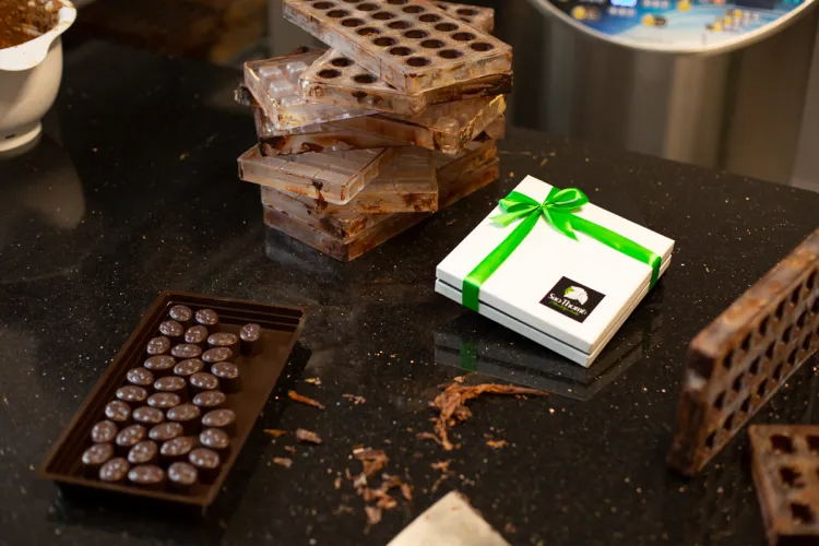 Sao Thomé, praline de ciocolată belgiană produse manual în Cluj. Standul ciocolateriei artizanale e acum în Vivo! 