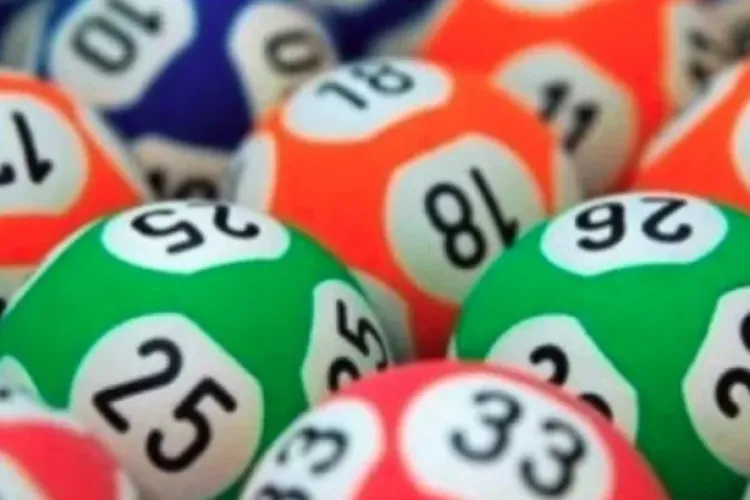 O ardeleancă de 60 de ani a câștigat 4,8 milioane de euro la Loto 6/49