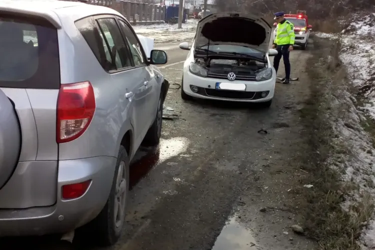 Accident la Dej, pe strada Bistriței, soldat cu mai mulți răniți - FOTO