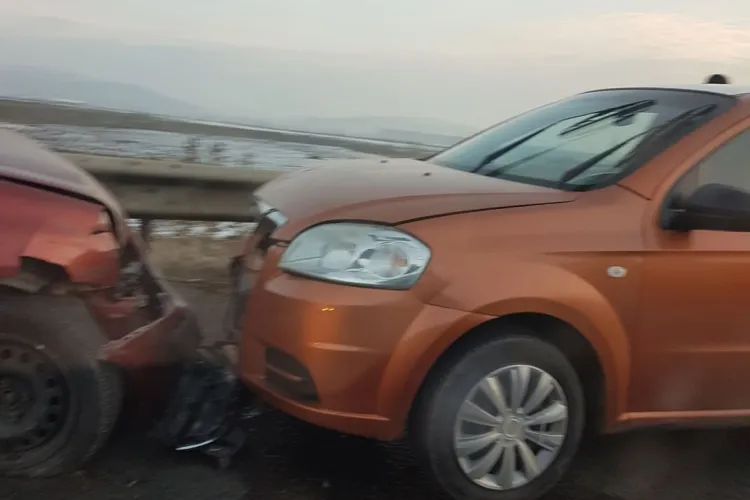 Accident în lanț pe Centura Apahida: ”Poate se gândește ”cineva” să pună o mână de nisip pe drum!” - FOTO   