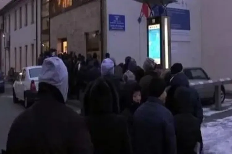 Boc susține că CIRCUL și COZILE pentru un loc de parcare au durat FIX 34 de minute! VIDEO care îl contrazice