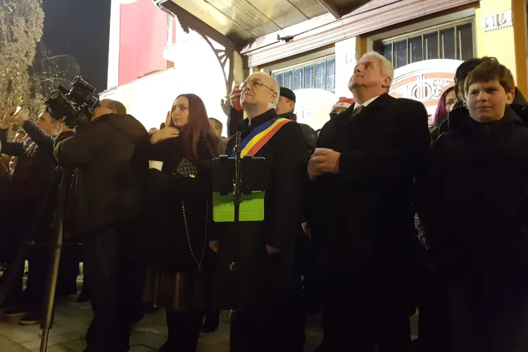 Boc a fost speriat de petarde: La Cluj-Napoca a fost teatru de război! Susțin interzicerea