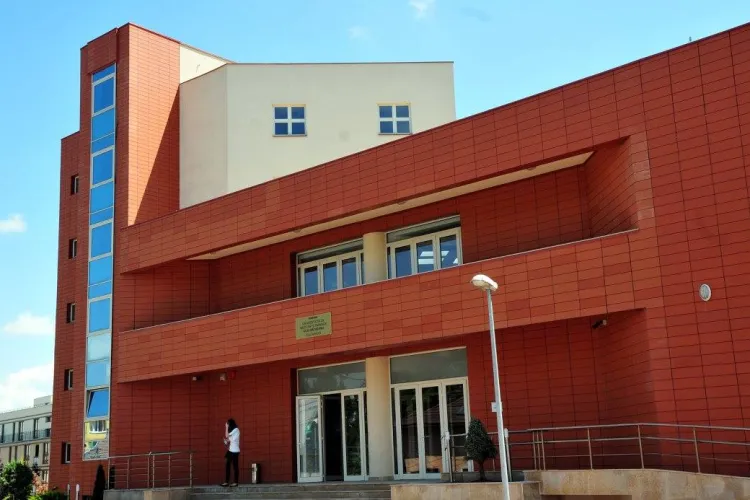 Israelul recunoaște diplomele Facultății de Medicină din Cluj-Napoca și din București