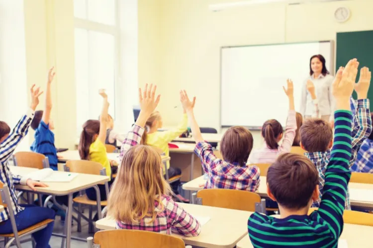 Repartizarea copiilor în clasele pregătitoare se face aleator, fără pile și relații. Decizia să se aplice național