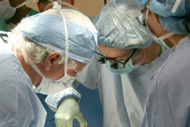 Transplant RENAL la Institutul de Urologie din Cluj. E premieră pentru acest an