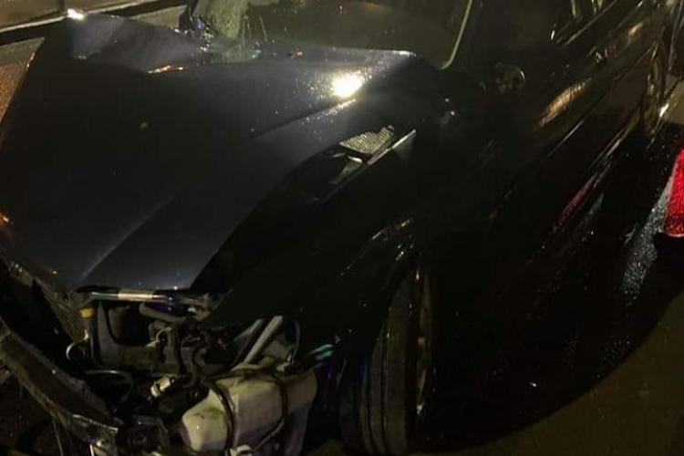 Șofer beat și-a distrus mașina pe Splaiul Independenței - FOTO