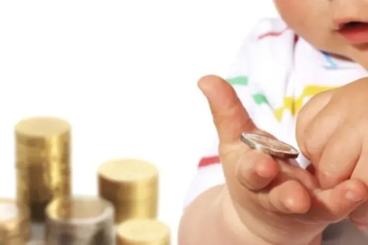 Alocațiile copiilor se dublează din 1 august