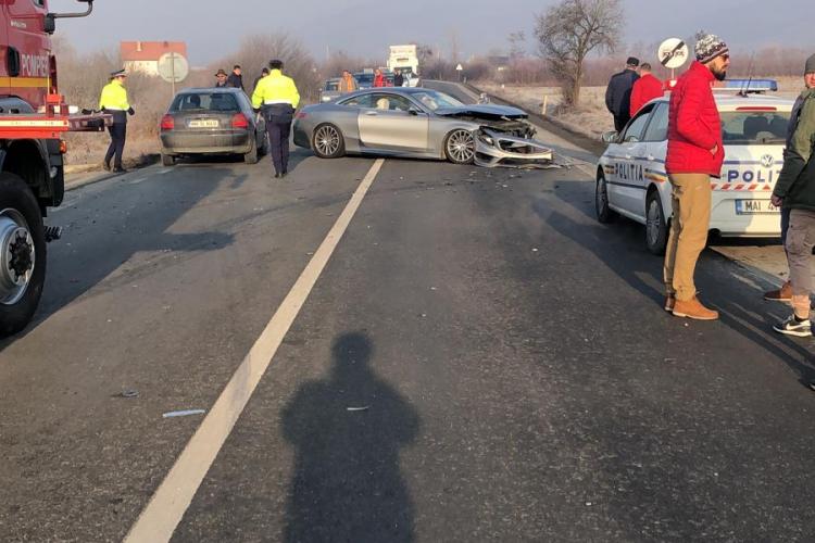 CLUJ: Accident cu trei victime, cauzat de un șofer care mergea cu viteză FOTO