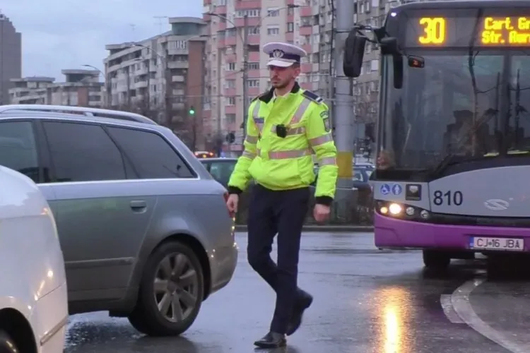 Polițiștii clujeni, dotați cu camere de corp! Se filmează toate acțiunile