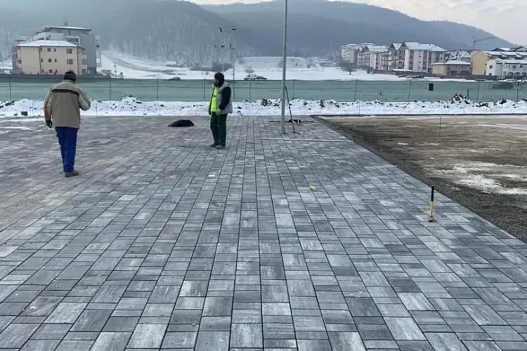 Parcul de 15.000 de mp din Florești prinde contur - FOTO