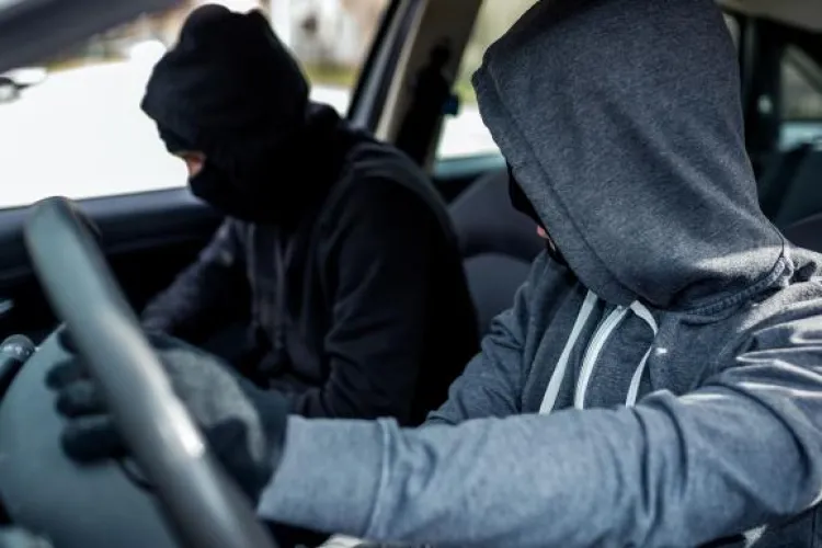 Spărgători minori în Apahida! Unul dintre ei a fost reținut, fiind pe cale să devină profesionist