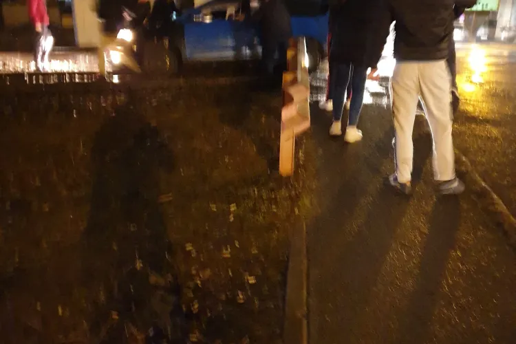 Accident la intersecția străzilor Răsăritului și Fabricii - VIDEO