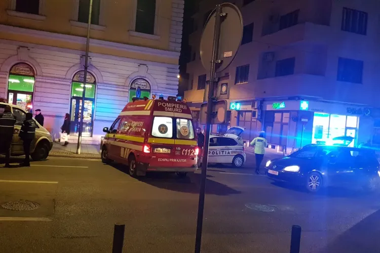 Pieton lovit de mașină pe Eroilor. Un bărbat de 70 de ani a ajuns la spital FOTO 