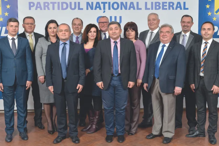 Cine ar fi candidații PNL Cluj la parlamentare! Sunt oameni noi, dar și traseiști