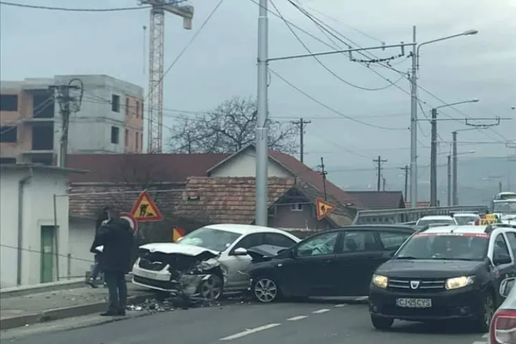 Accident la Podul de la Terapia, în Mărăști - FOTO
