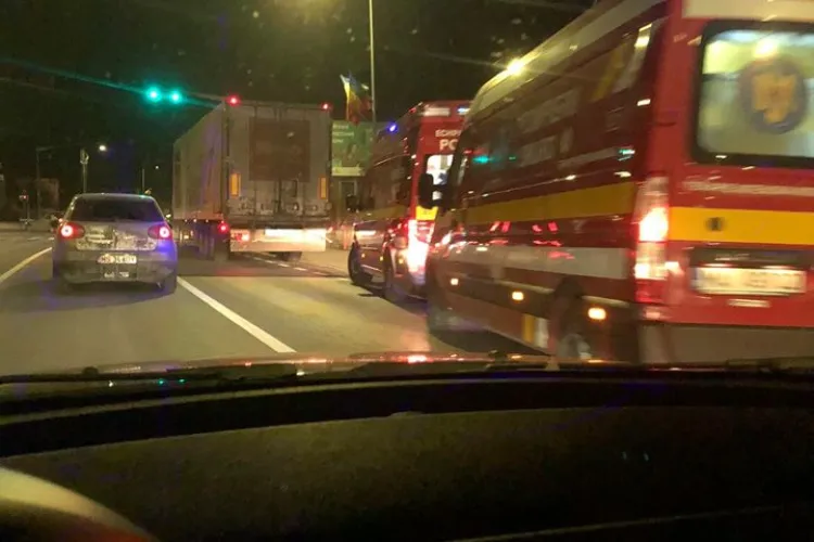 Accident în Florești, între un BMW și un TIR - FOTO