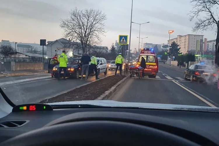 Accident pe Calea Turzii, în fața trecerii de pietoni FOTO