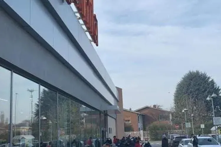 Italia lovită de coronavirus. Românii spun că orașele sunt pustii. ”Dacă a venit coronavirusul aici, garantat va veni şi în România”