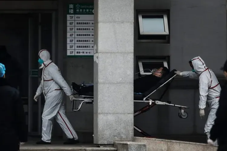 Suspiciune de coronavirus în România: O profesoară proaspăt venită din China e în carantină