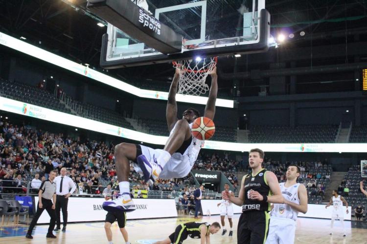 U BT a câștigat primul meci din sferturile de finală FIBA Europe Cup