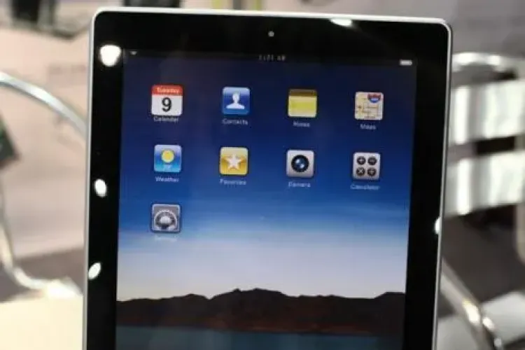 Vezi cum arata iPad 2! Galerie FOTO