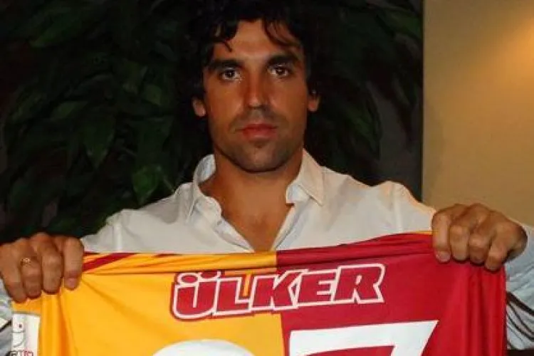 Vezi primele imagini cu Culio in tricoul Galatei - Galerie FOTO