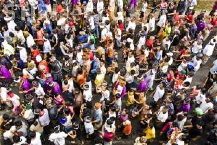 Pamanteanul cu numarul 7 miliarde se va naste in acest an