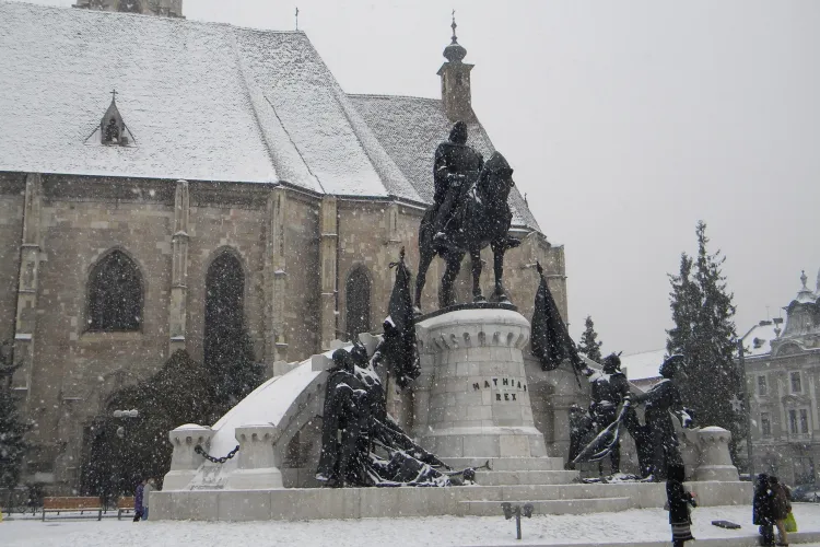 Statuia lui Matei Corvin, dezvelita oficial in 2011, cu invitati de prim rang! VEZI cine va taia panglica