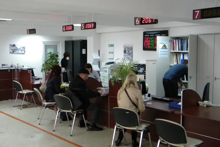 Clujenii vor putea plati parcarile pe 2011 numai din 4 ianuarie!