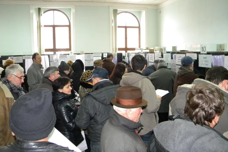 2.000 de clujeni si-au platit taxele si impozitele din prima zi! Numai 21 au folosit sistemul online 