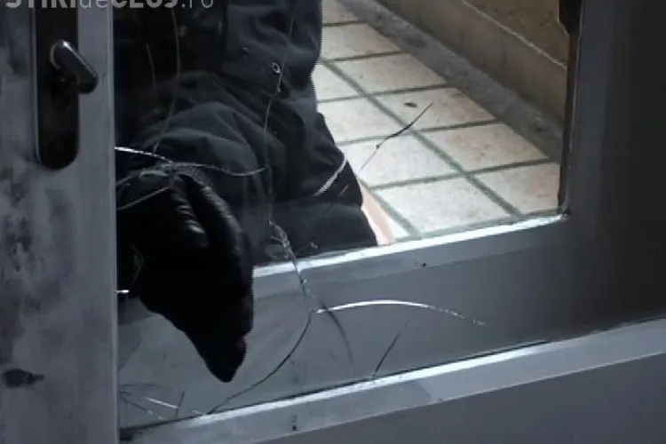 Afla povestea din spatele furtului celor 9 tablouri, in valoare de 400.000 de euro, din Ajunul Craciunului de la Cluj - VIDEO