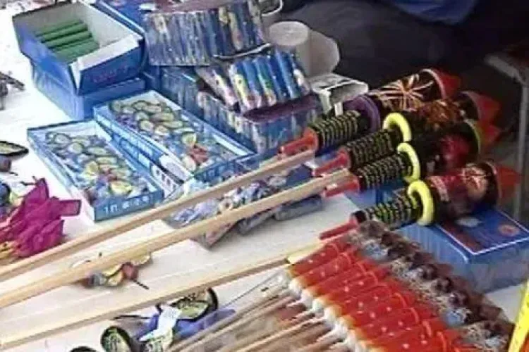 Mii de petarde si pocnitori confiscate de politistii din Cluj