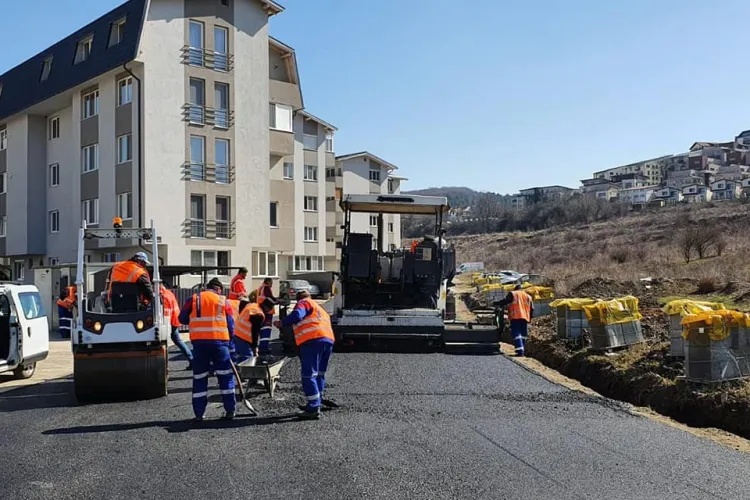În Florești, se asfaltează străzile de pe centura de Sud -  FOTO